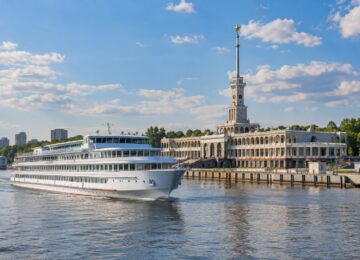 Речные круизы из Москвы: от выходных на Волге до двух недель на Севере